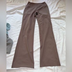 Nude RBX straight leg leggings, super stretchy, soft material, size medium